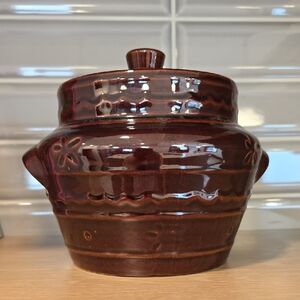 Vintage Marcrest Stoneware Lidded Bean Pot